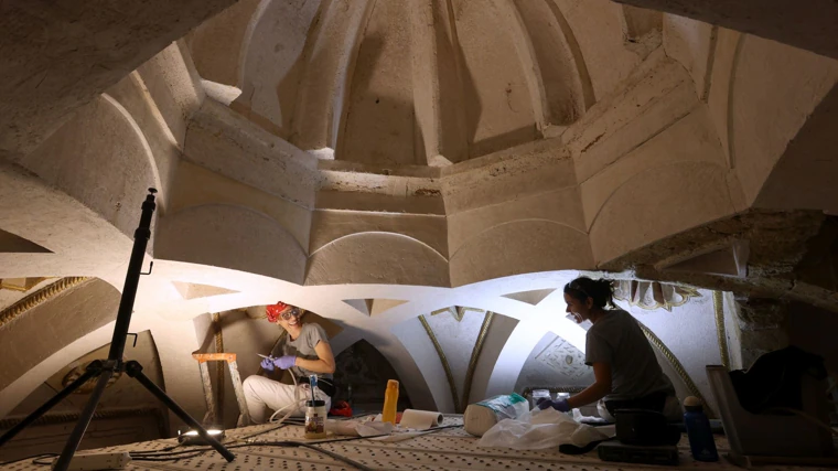 Restasuración de la cúpula oriental de la maqsura de la Mezquita-Catedral