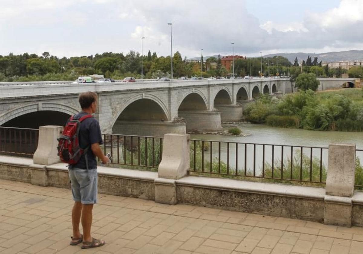 Puente de San Rafael, desde donde se precipitó el hombre