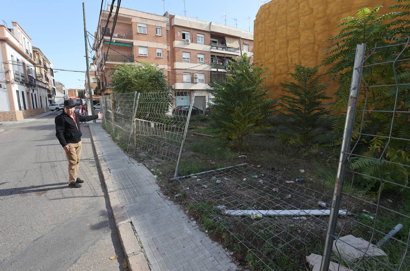 El deterioro del barrio de la Huerta de la Reina de Córdoba, en imágenes