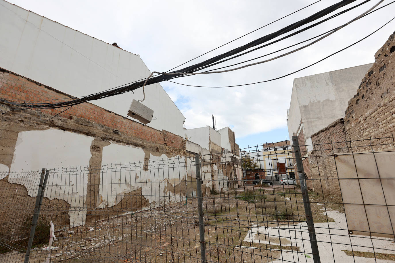 El deterioro del barrio de la Huerta de la Reina de Córdoba, en imágenes