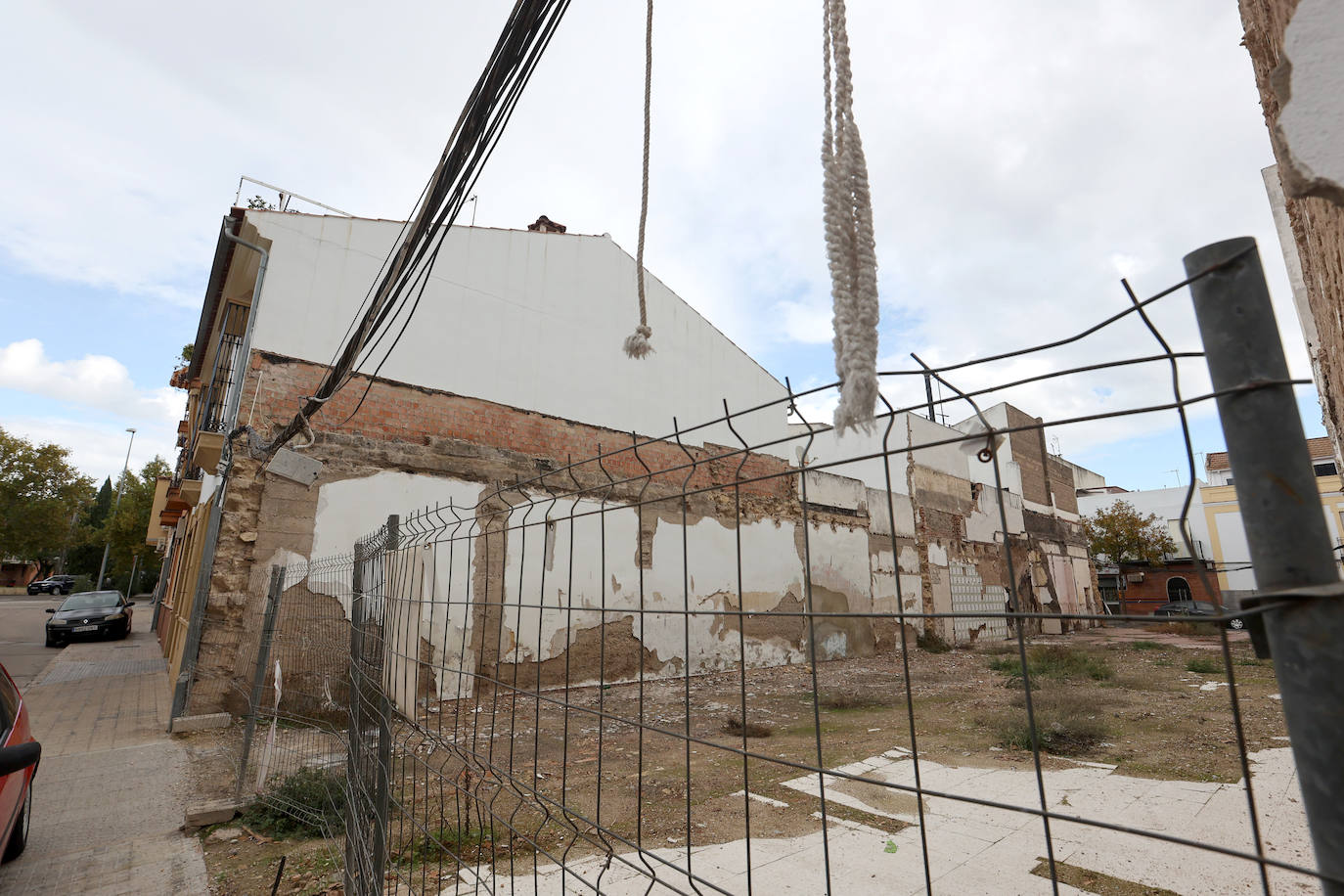 El deterioro del barrio de la Huerta de la Reina de Córdoba, en imágenes