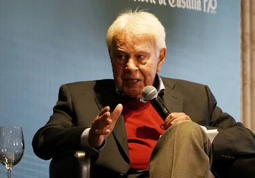 Felipe González echa un cable a Luis Tudanca: «Tiene razón»