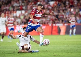 Los jugadores del Granada CF colaboran en la recogida de materiales para los afectados por la DANA en Valencia