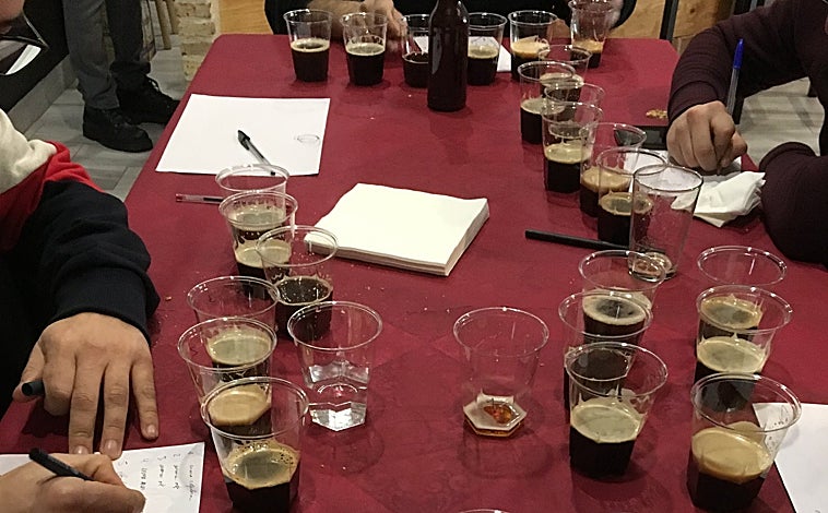 Imagen - Carlos, el fontanero de Tomelloso que triunfa con su cerveza artesana en tierra de vinos