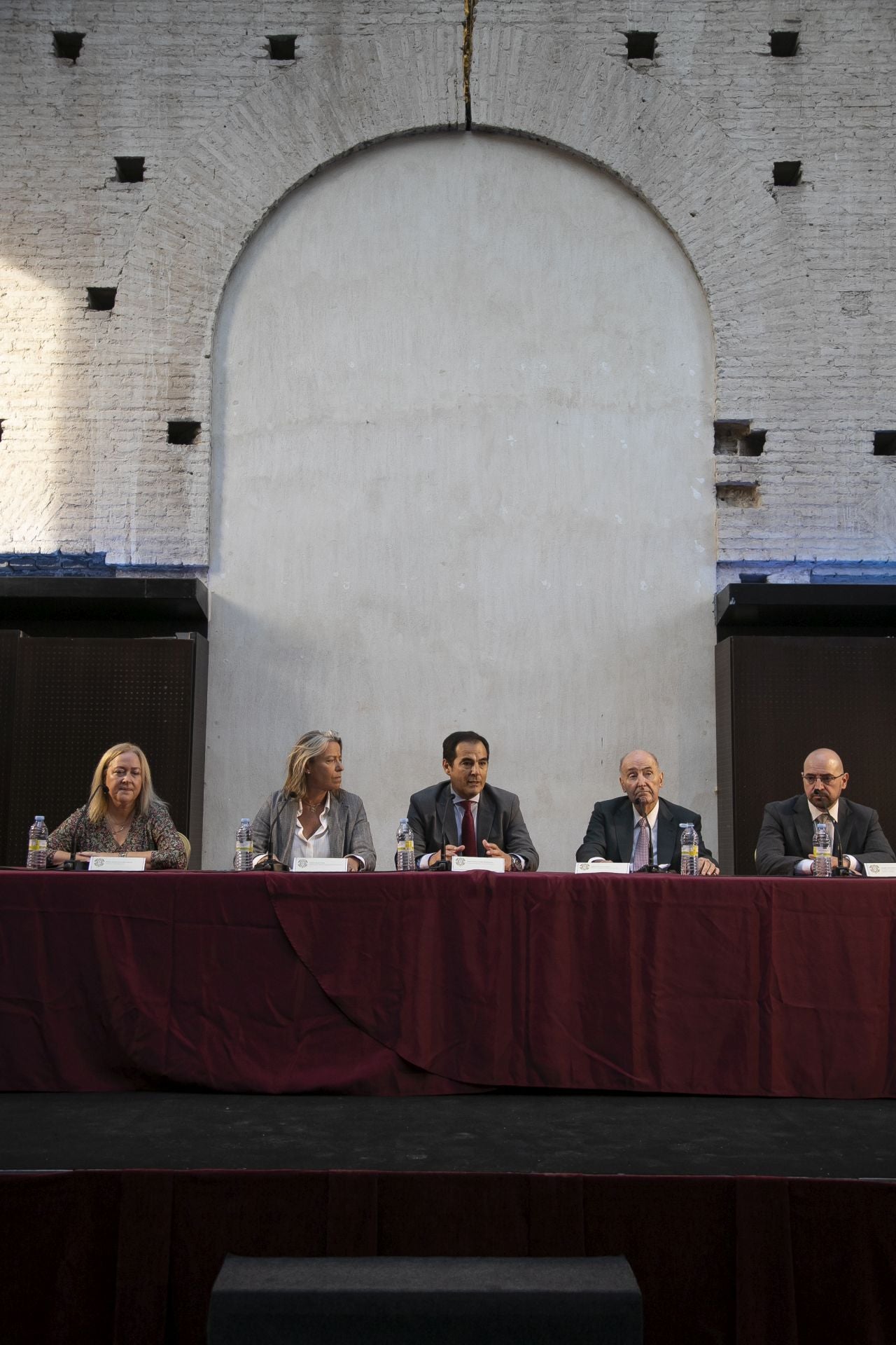 El coloquio sobre el consenso y la Constitución en Córdoba, en imágenes