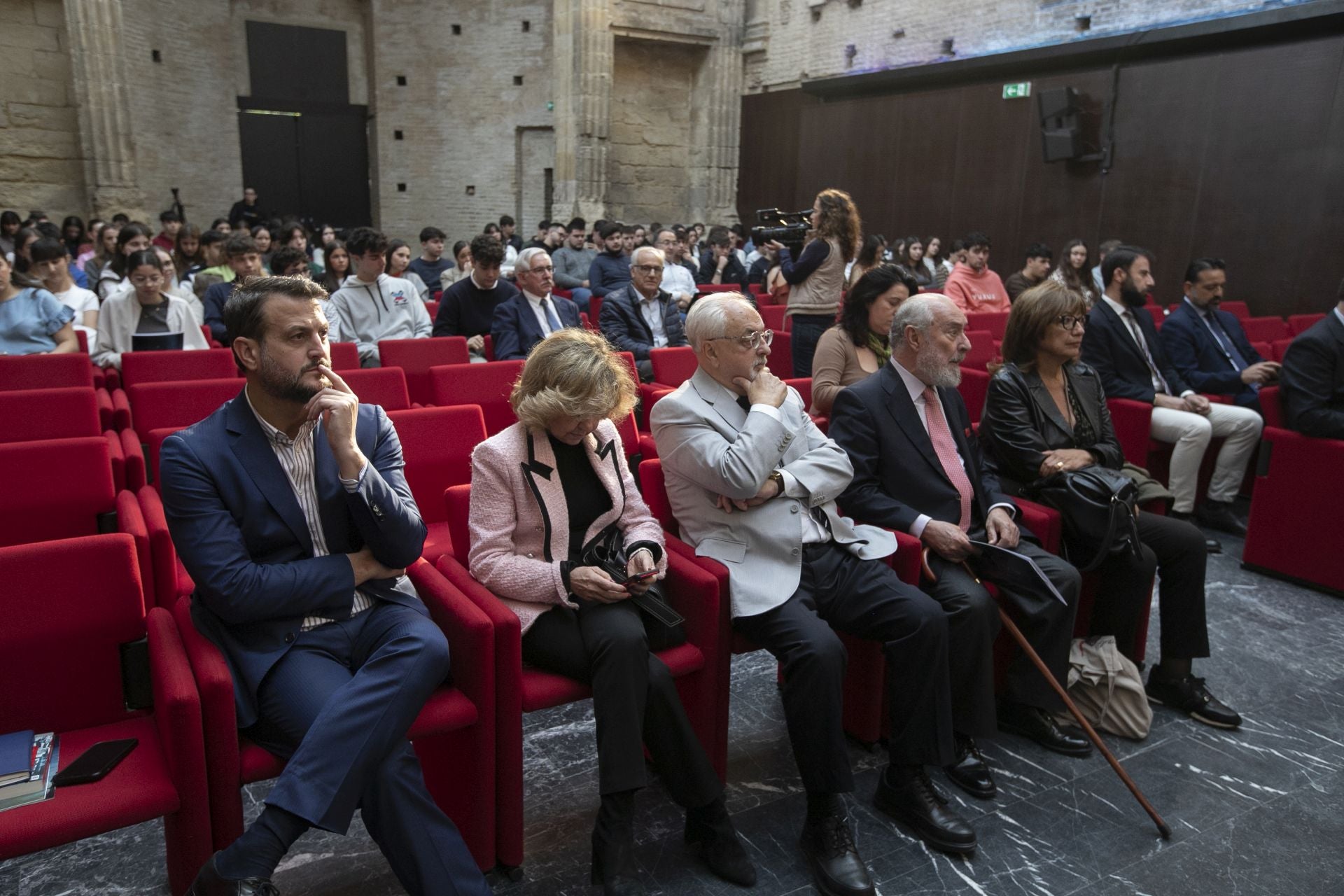 El coloquio sobre el consenso y la Constitución en Córdoba, en imágenes