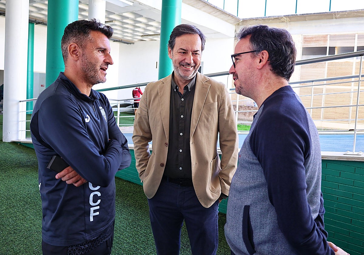 Iván Ania, Antonio Fernández Monterrubio y Paco Morales en El Arcángel