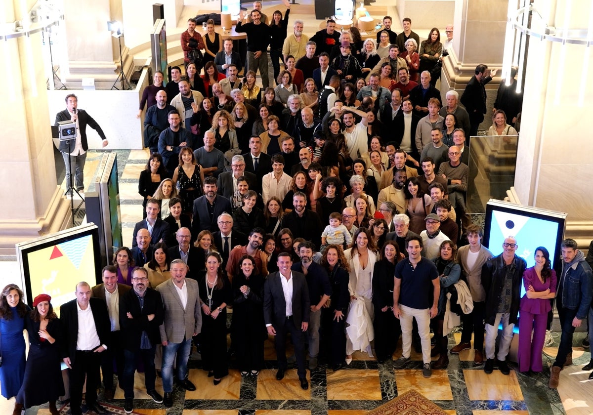 Foto de familia tras la presentación del Festival de Cine de Almería en Madrid