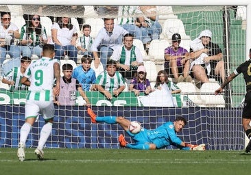 Carlos Marín, el escudo del Córdoba CF