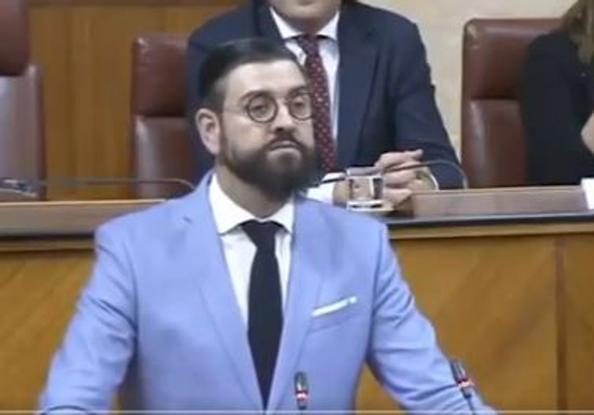 Manu Sánchez en el Parlamento de Andalucía