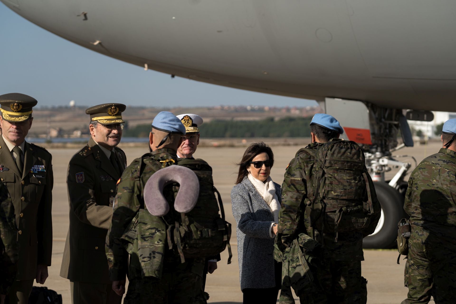 La despedida de la ministra de Defensa a la Brigada de Cerro Muriano, en imágenes