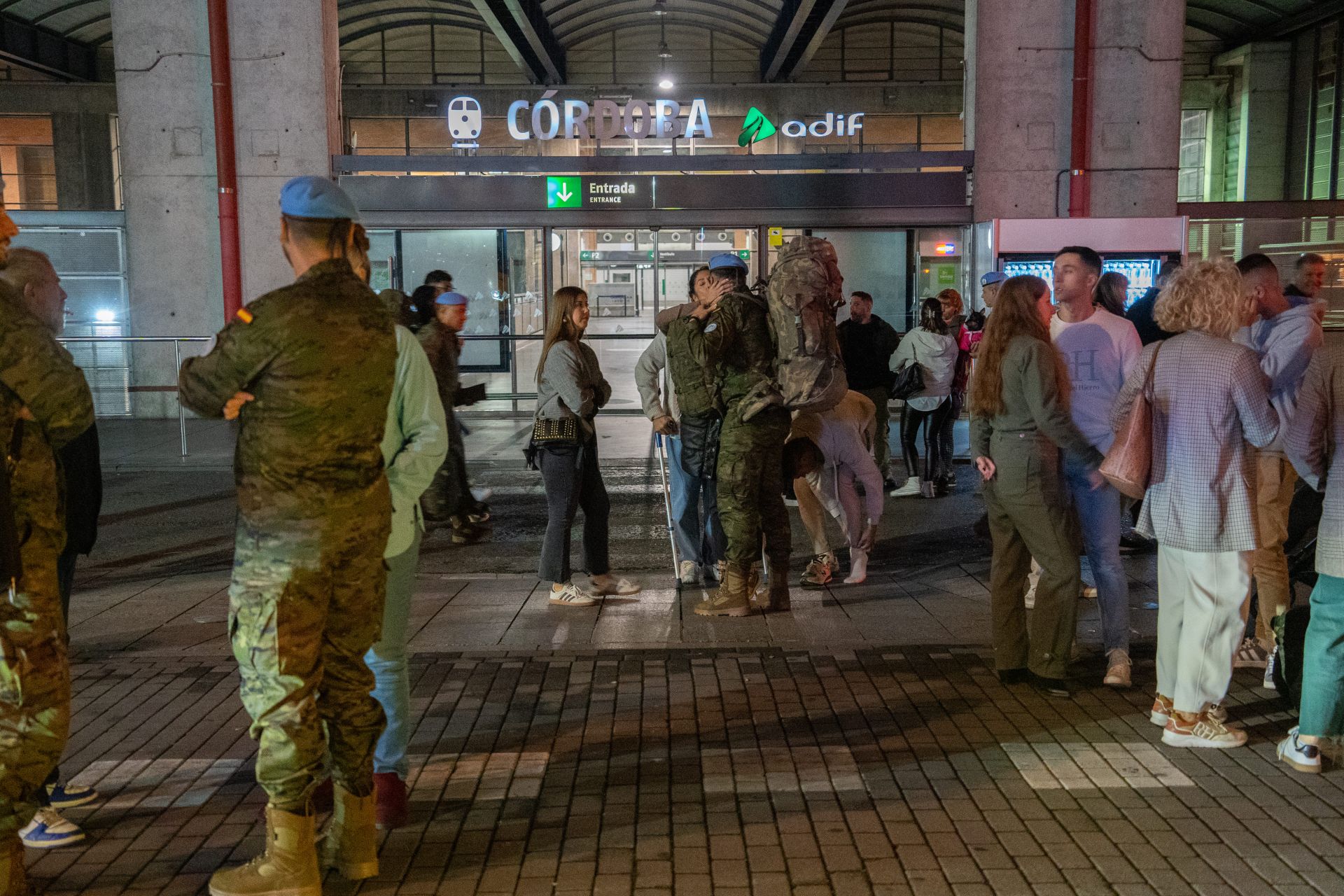 La salida del segundo relevo de la BRI X de Córdoba a Líbano, en imágenes