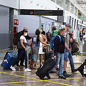 Canarias ha recibido un 10% más de pasajeros internacionales en octubre, alcanzando los 12,4 millones