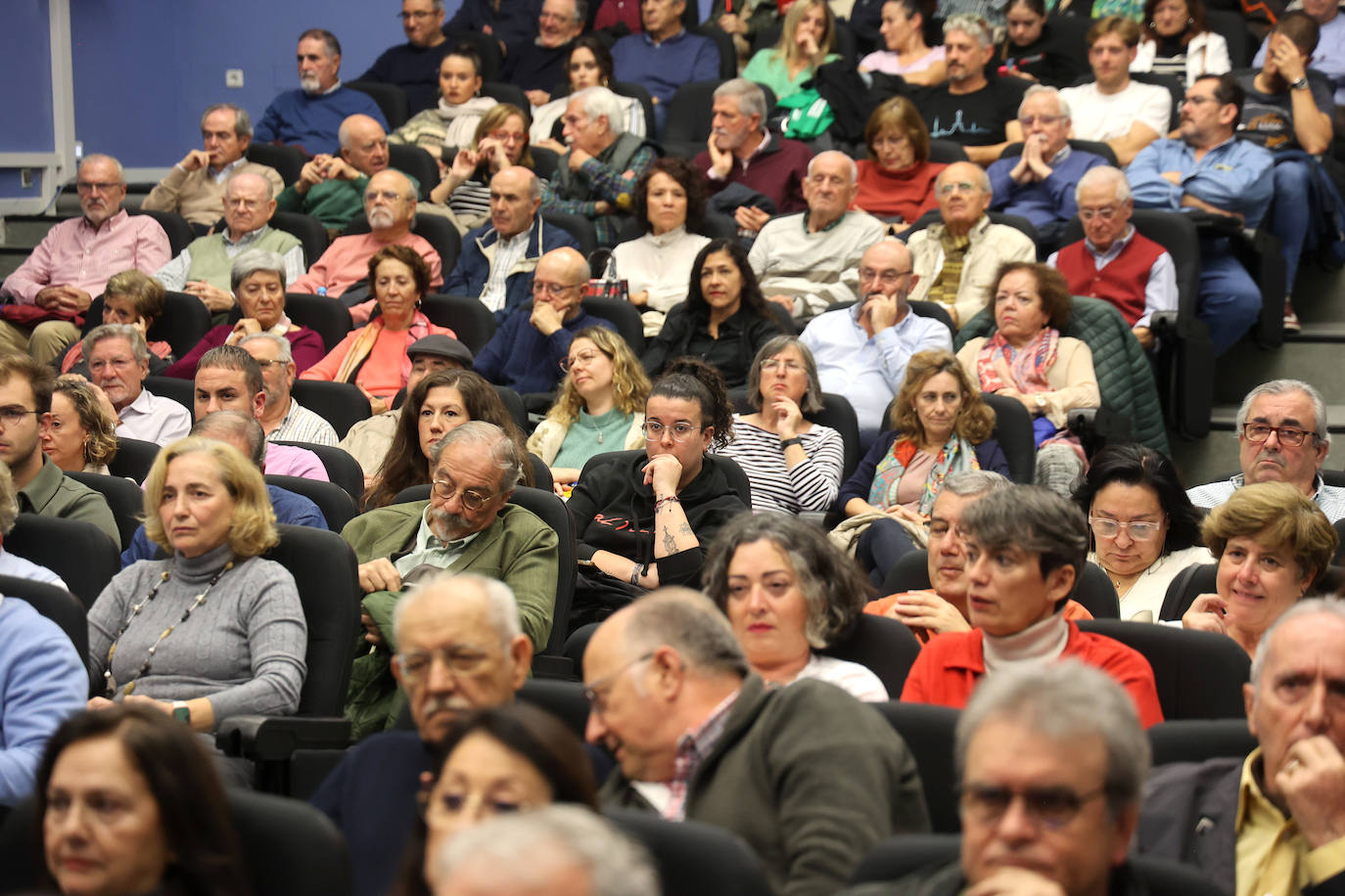 Miguel Poveda inaugura la Cátedra de Flamencología, en imágenes