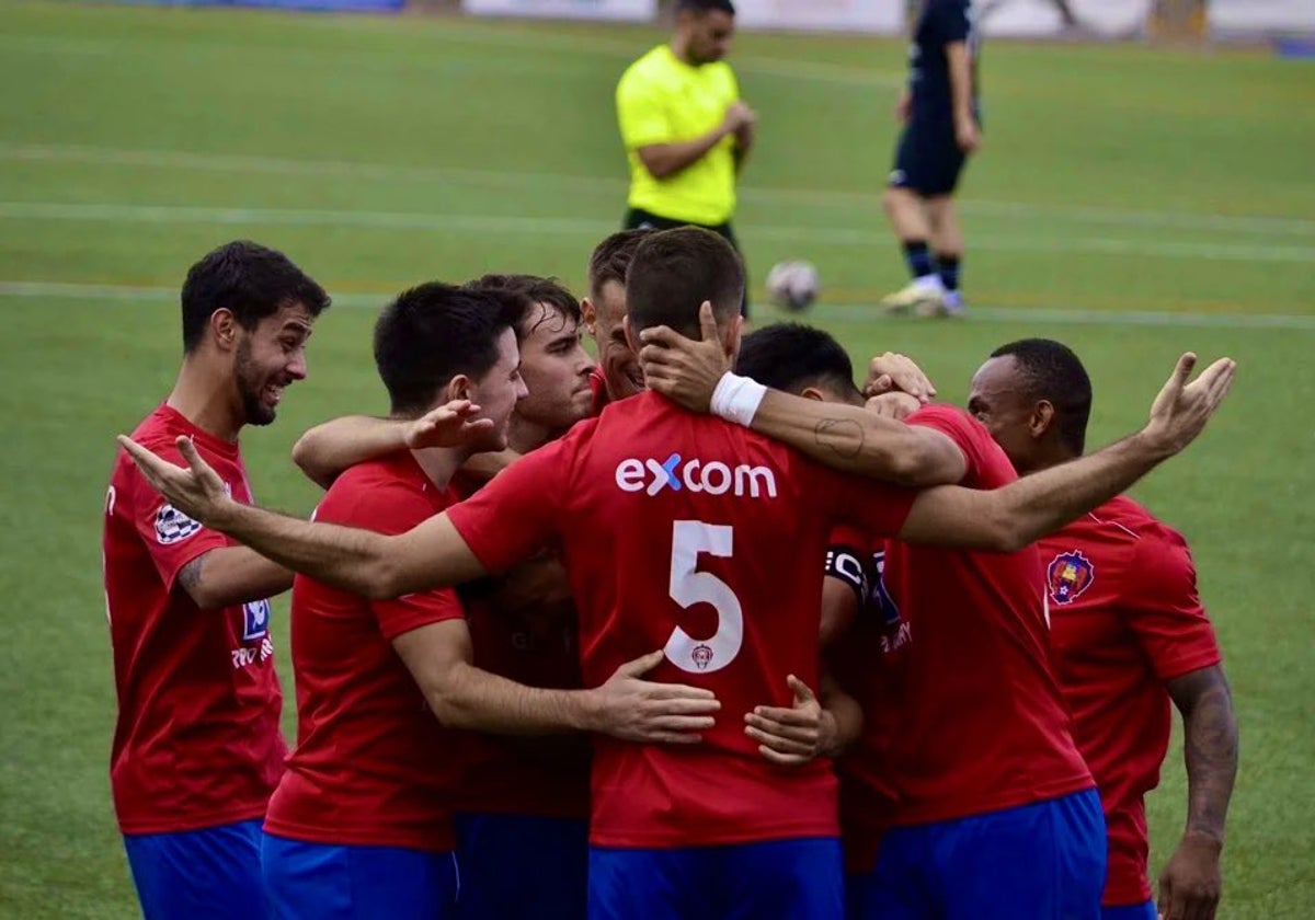 Un gol de Gonzalo Fernández, «Gonchi», en el minuto 90 le valió al Sporting de Alcázar para vencer por 0-1 en Valdeganga