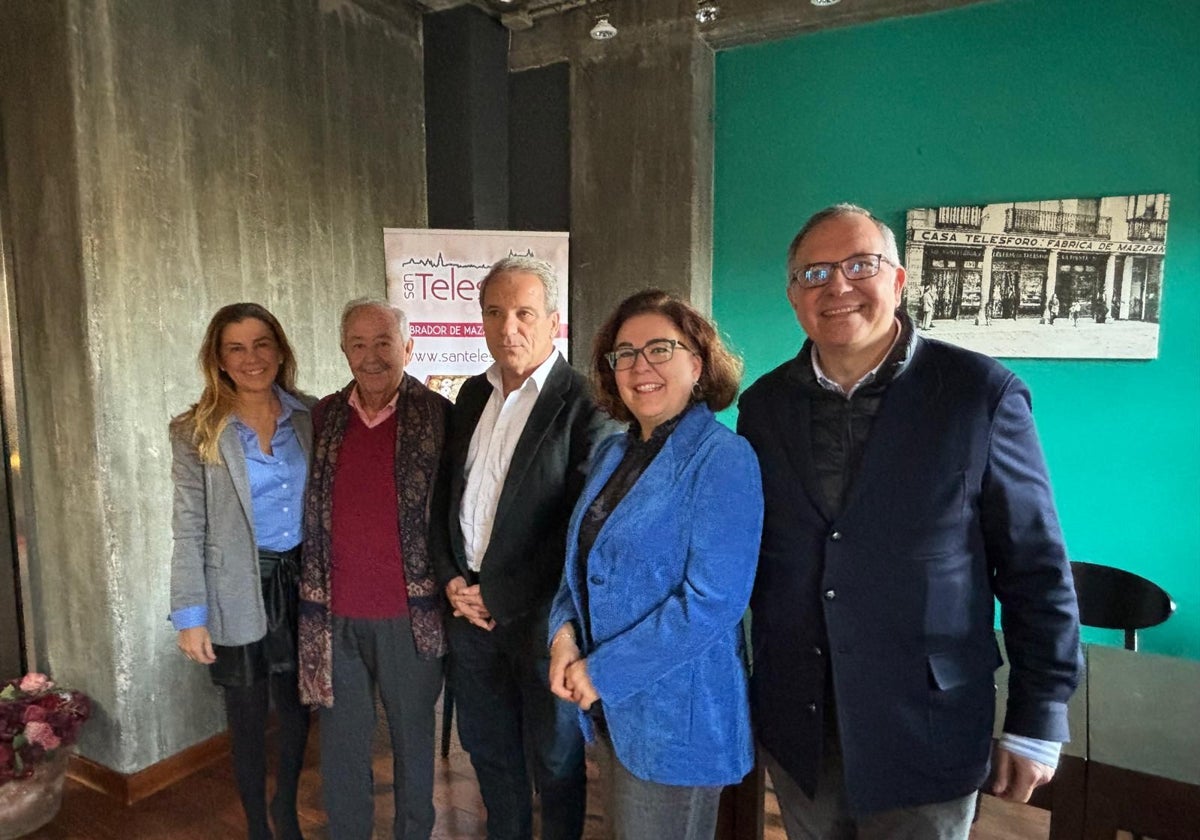 Responsables de la empresa San Telesforo y el director en Toledo de Alcampo