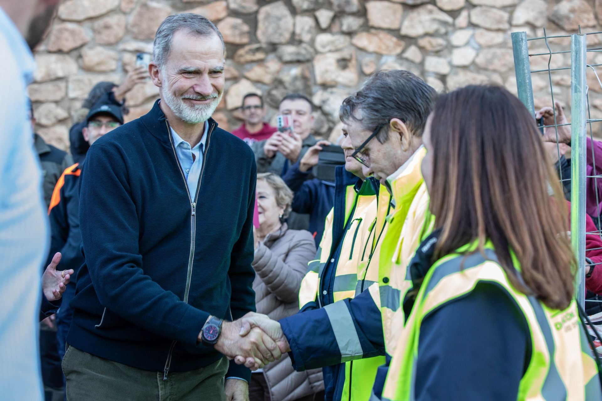 Las imágenes del multitudinario recibimiento a los Reyes en Letur