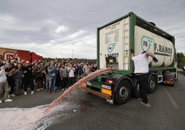 Condenas y preocupación en Castilla-La Mancha por los ataques a su vino en la frontera con Francia