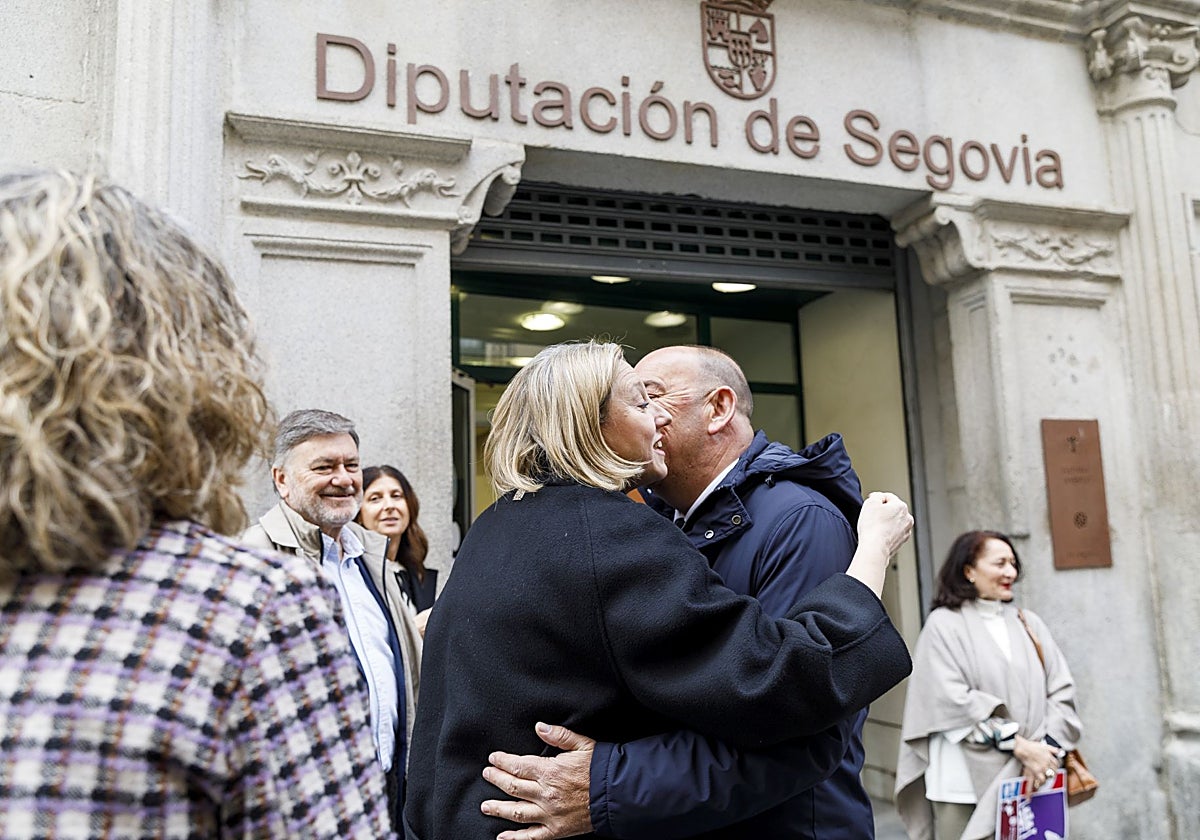 La vicepresidenta de la Junta y consejera de Familia e Igualdad de Oportunidades, Isabel Blanco, a su llegada este viernes a la Diputación de segovia