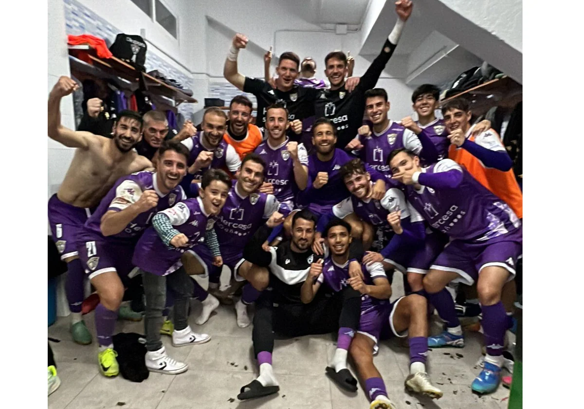 Los jugadores del Dépor celebrando una nueva victoria