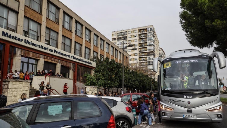 El alcalde de Massanassa rechaza responsabilidad municipal en la muerte del operario por el derrumbe: «No contratamos con Tragsa»