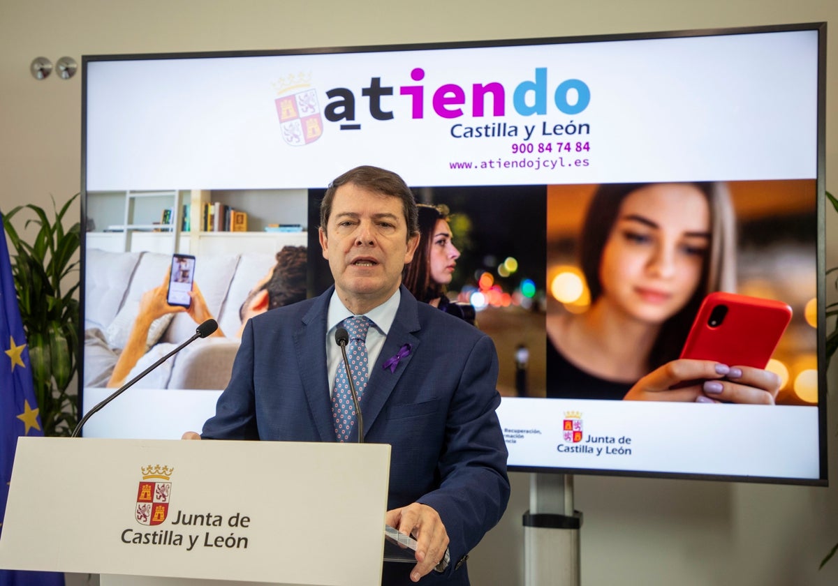 El presidente de la Junta, Alfonso Fernández Mañueco, en la inauguración del centro de crisis para atención a víctimas de agresiones sexuales en Salamanca