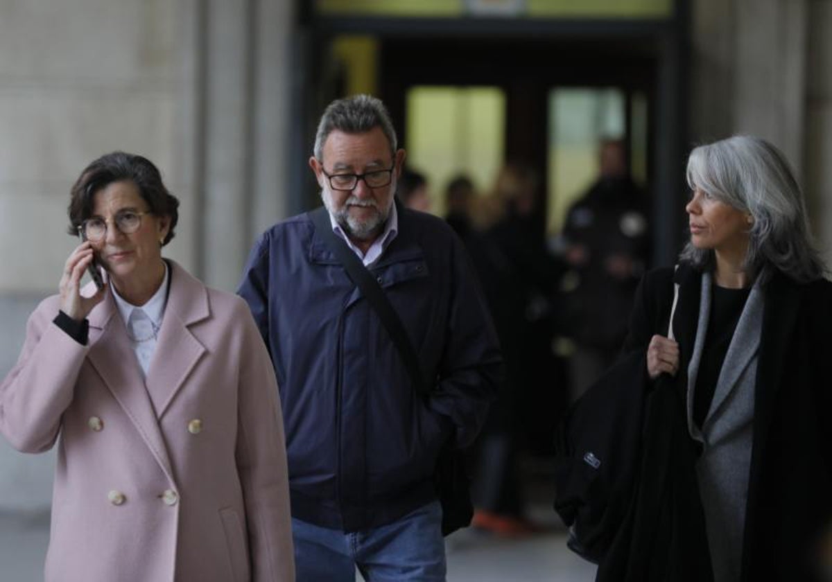 El exsecretario general de UGT Andalucía Francisco Fernández Sevilla, llegando a la Audiencia de Sevilla para el juicio celebrado a principios de 2024