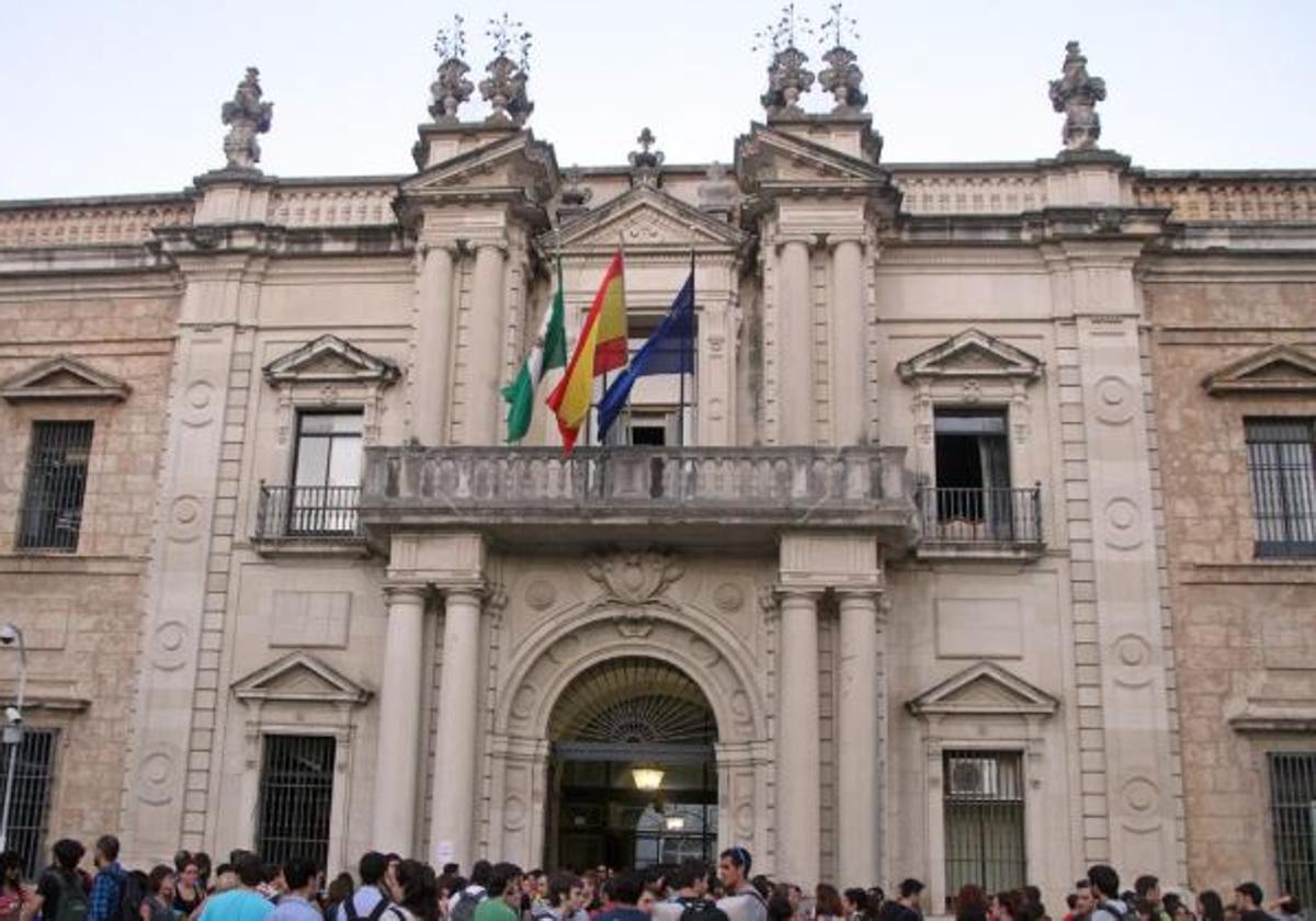 Fachada del Rectorado de la Universidad de Sevilla