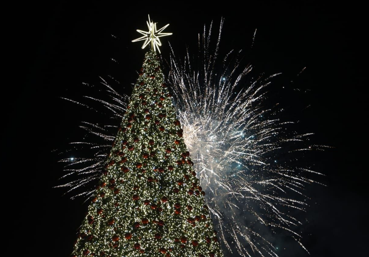 Encendido de luces de Navidad en Madrid, en directo: árbol de la Puerta del Sol, calles iluminadas, horario y últimas noticias hoy