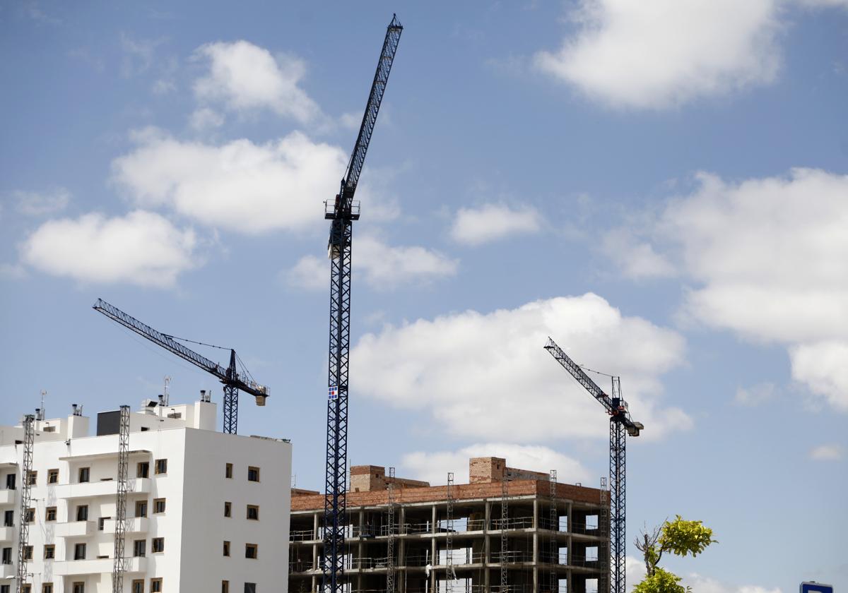 Bloques en construción en Huerta de Santa Isabel