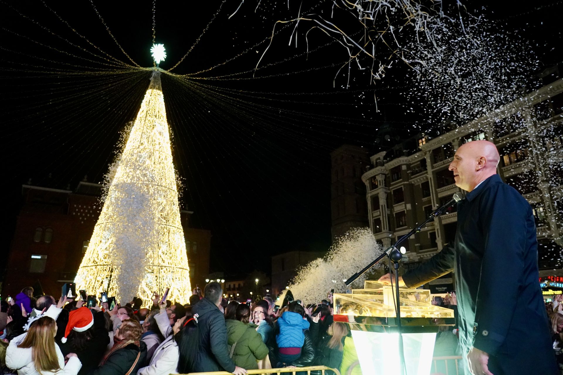 León, Ponferrada y Zamora encienden su Navidad «más espectacular»