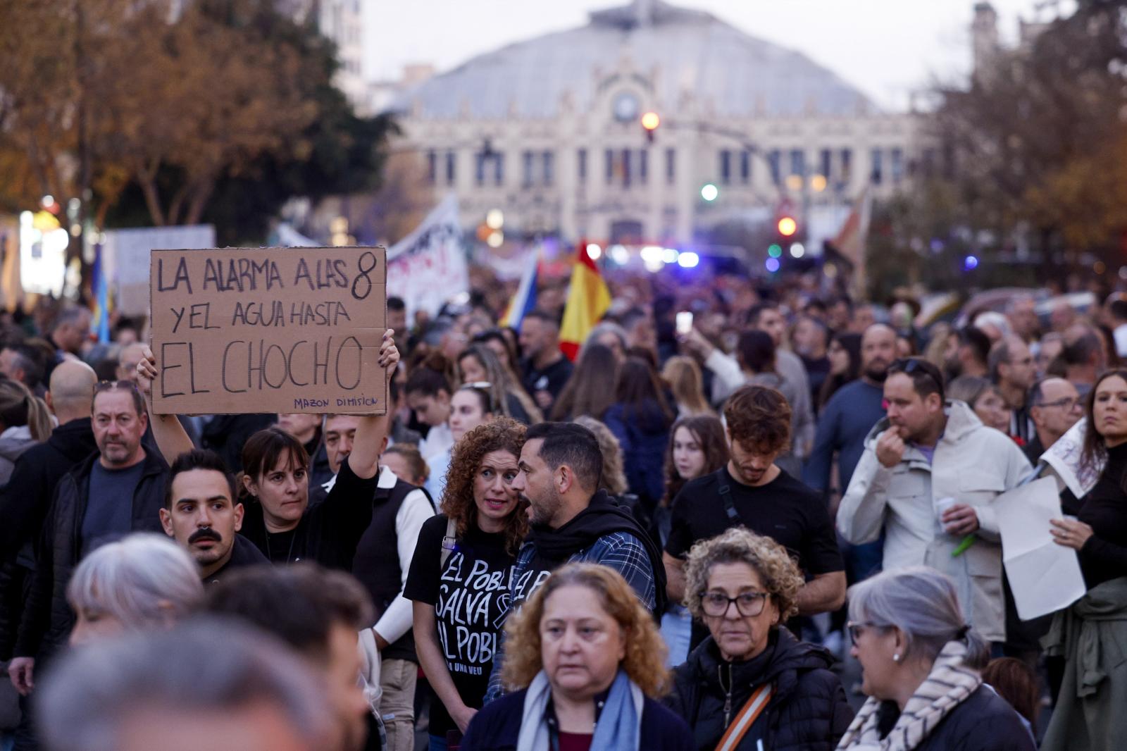 La manifestación en Valencia contra la gestión política de la DANA, en imágenes