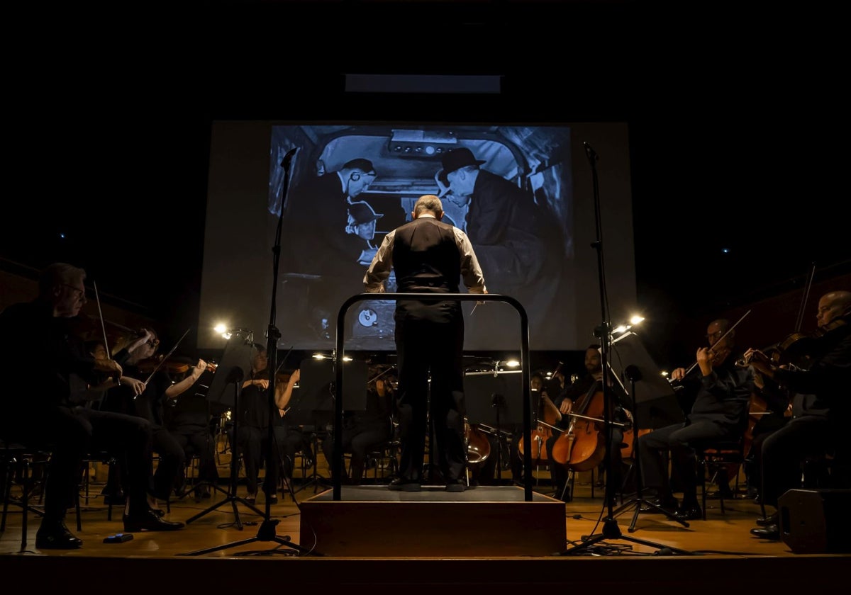 Concierto-proyección de ‘La muchacha de Londres’ con música en vivo de la OSCyL, durante la 69 Semana Internacional de Cine de Valladolid.