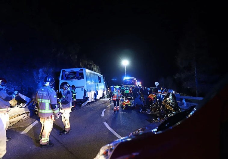 accidente-bus-RyiNAMHSLWF8PFTkWf5QSII-758x531@diario_abc.jpeg