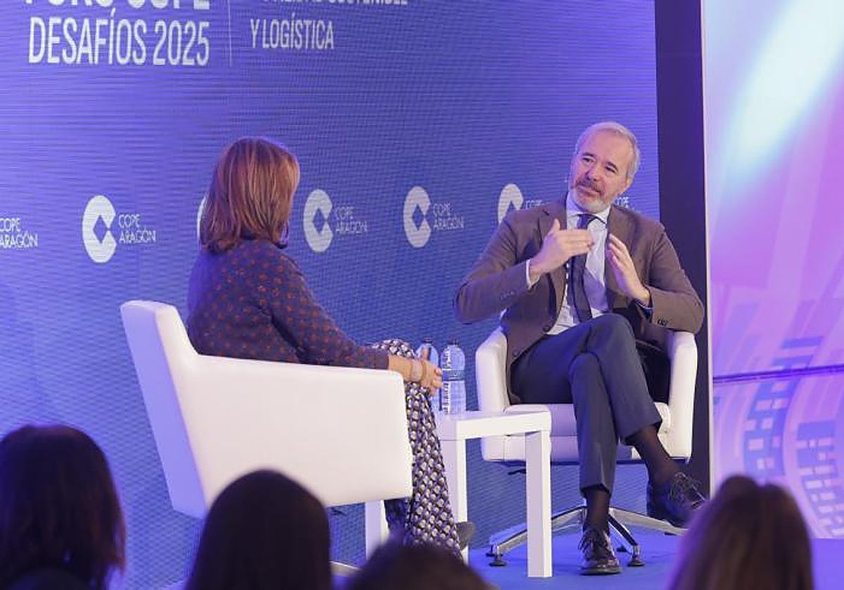 Azcón en el Foro COPE Desafíos 2025: Movilidad Sostenible y Logística