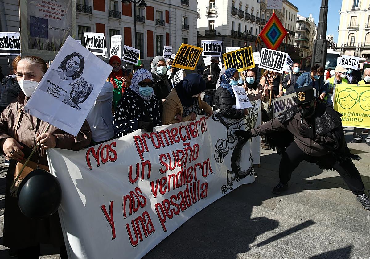 Protesta en 2021 por la recuperación de viviendas públicas vendidas a Fondos Buitre.
