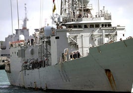 Una fragata española vigila a un pesquero chino ante un posible secuestro por piratas frente a Somalia