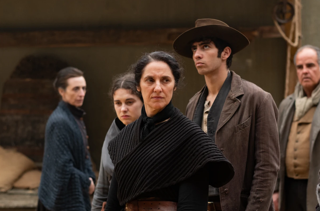 Fotograma de 'La sombra de la tierra'