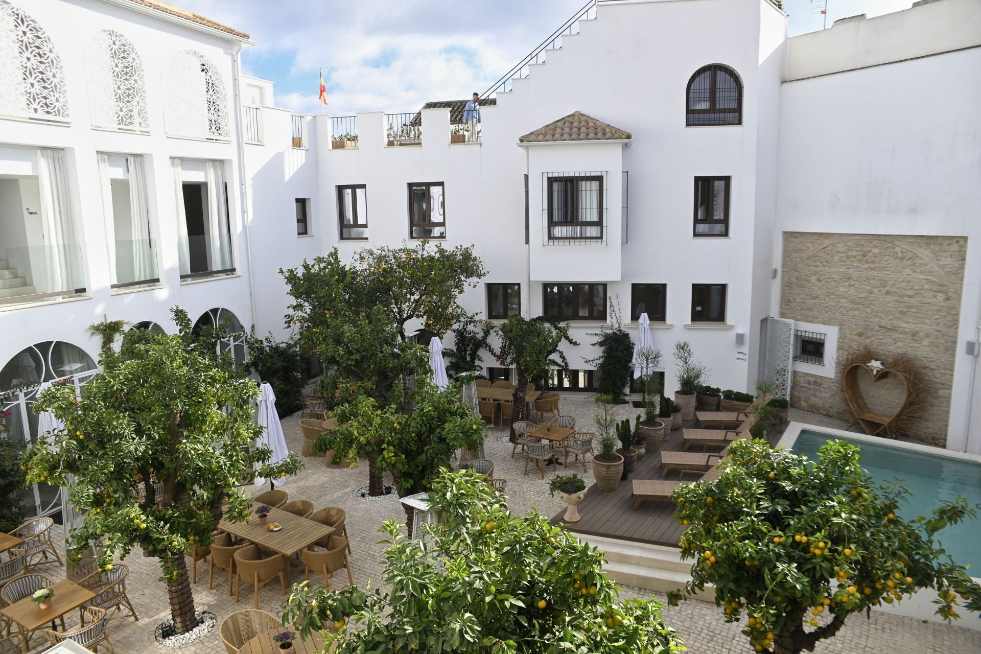 El cautivador hotel boutique Portería de Santa Clara de Córdoba, en imágenes