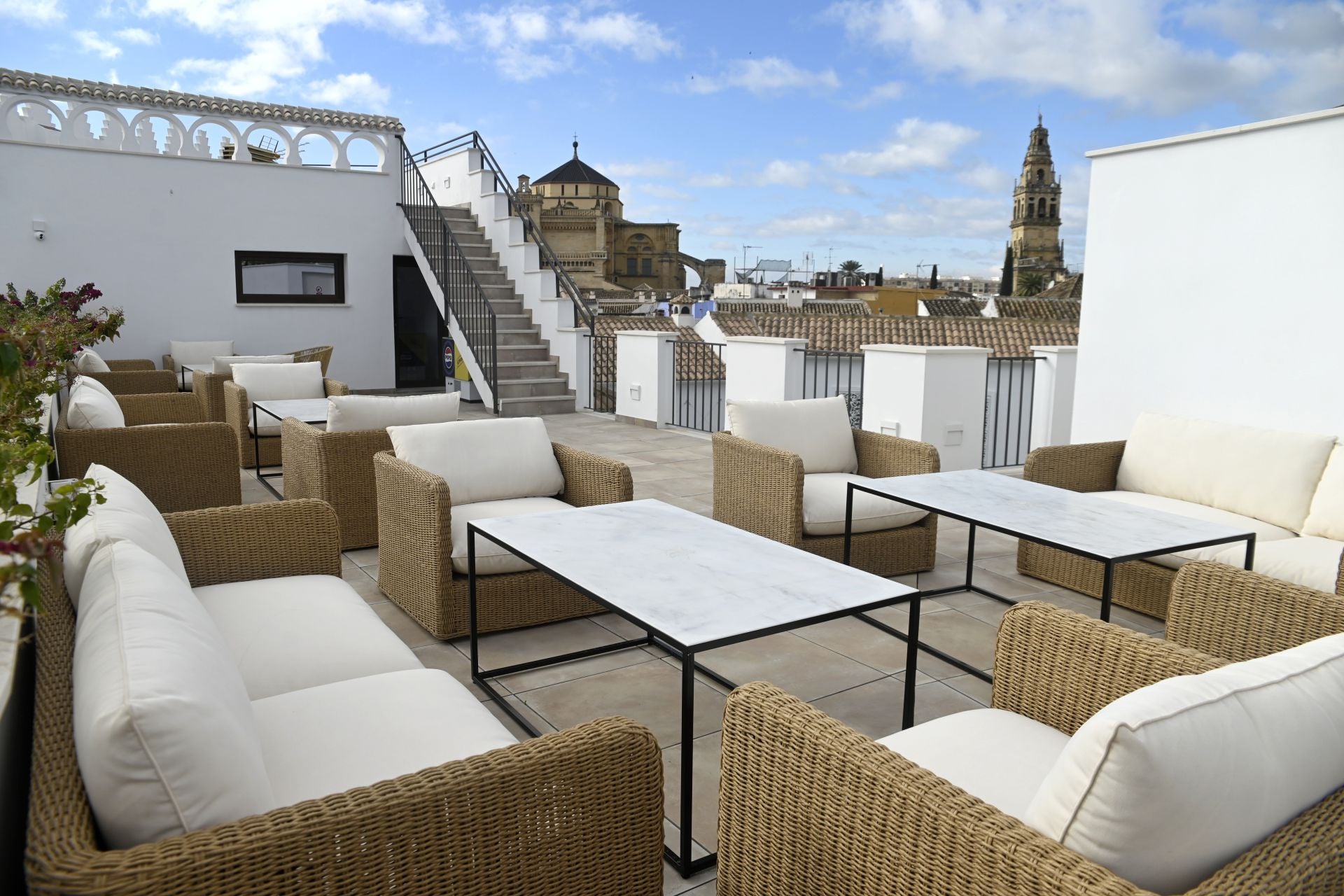 El cautivador hotel boutique Portería de Santa Clara de Córdoba, en imágenes