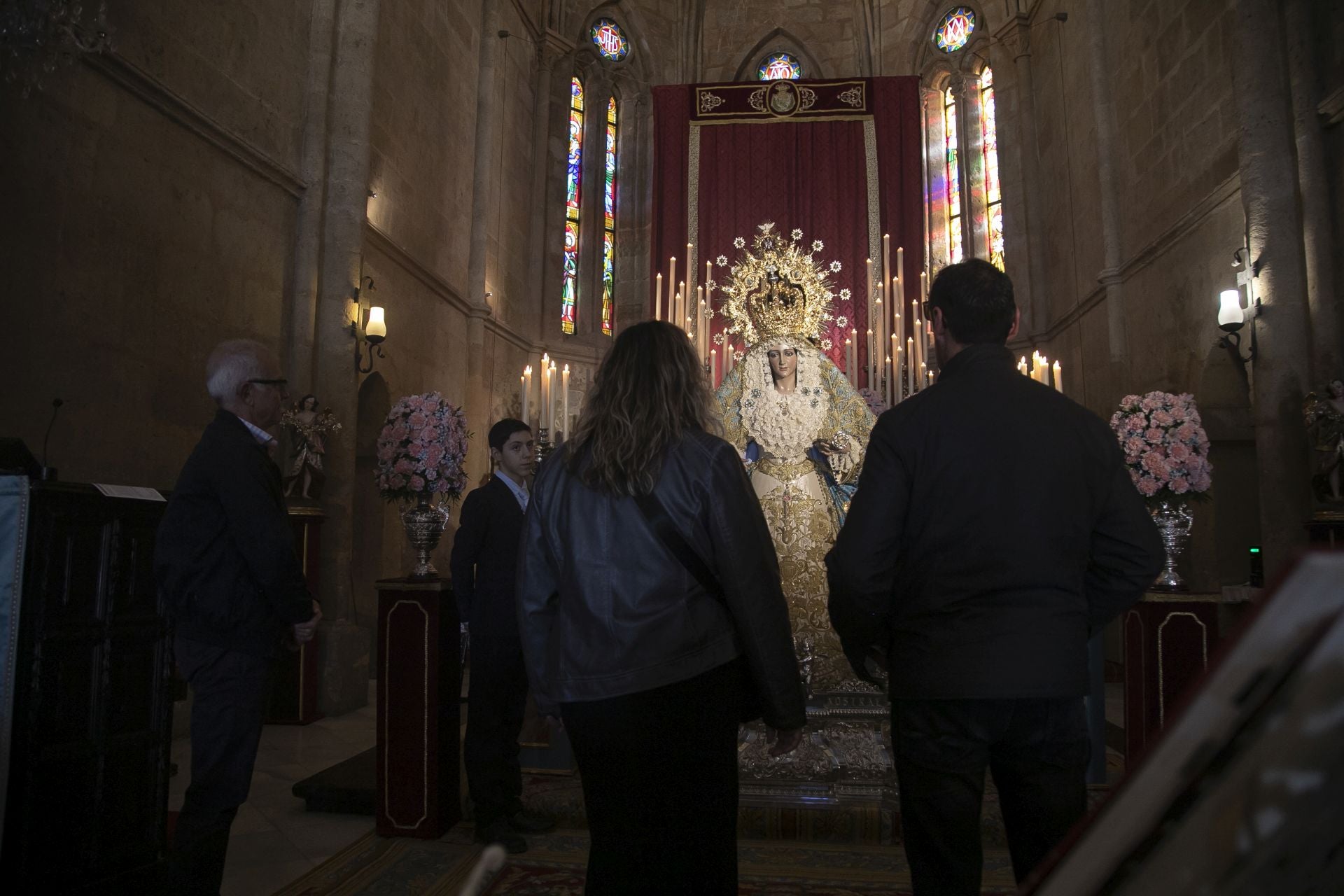 El besamanos a la Virgen de la Alegría de Córdoba por la Purísima, en imágenes