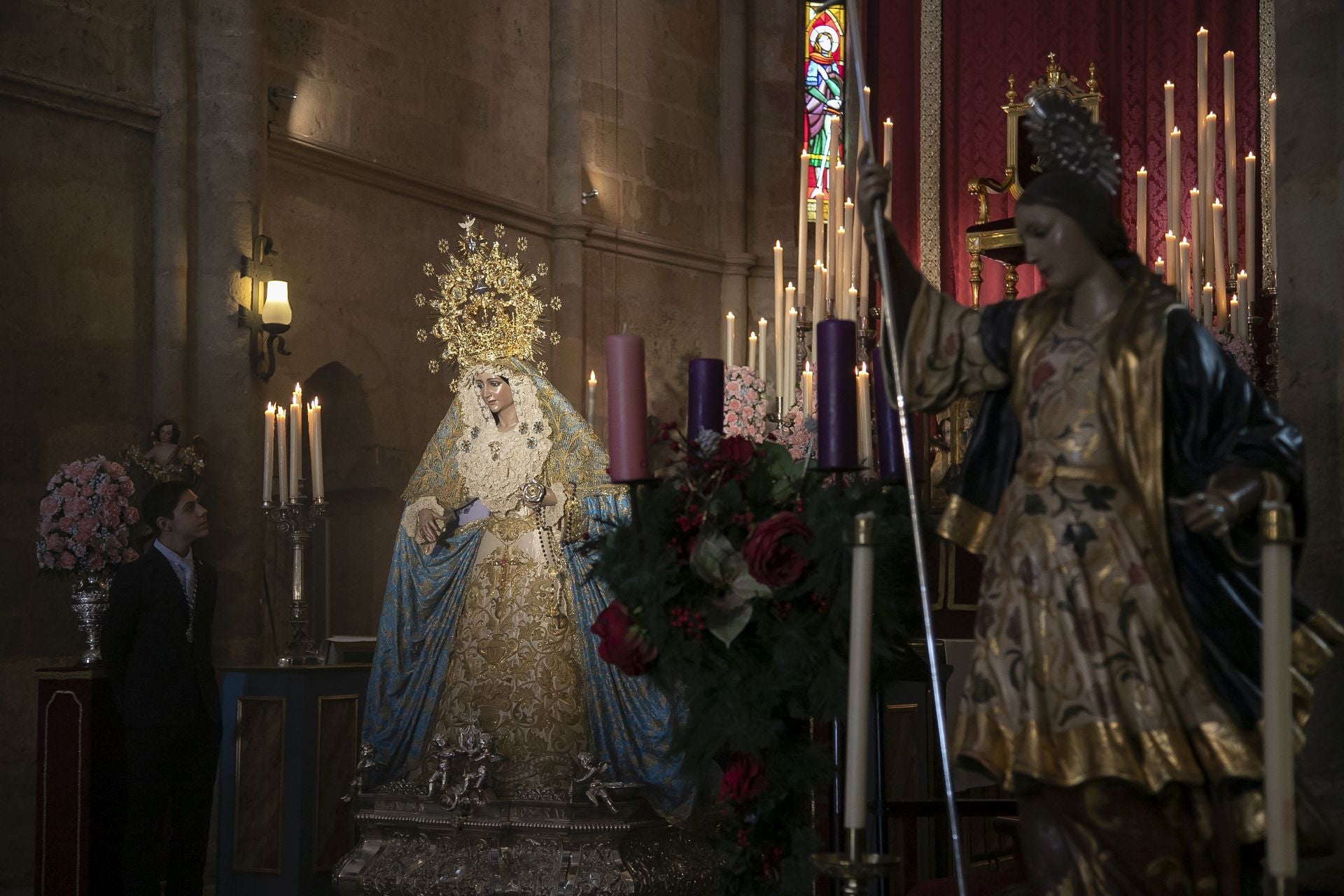 El besamanos a la Virgen de la Alegría de Córdoba por la Purísima, en imágenes