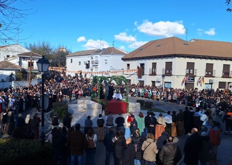 Imagen secundaria 1 - Teatro, talleres, exposiciones, conferencias, la feria de la tapa, el mercado medieval, música en directo y la representación de los desposorios, entre los actos de las jornadas declaradas de Interés Turístico Regional