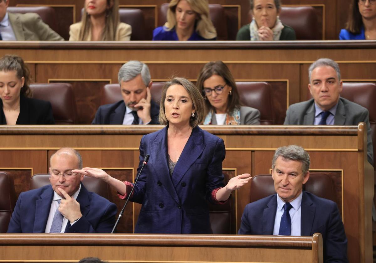 Génova da un giro a sus políticas para debilitar al PSOE: «Iremos a donde no le guste a Sánchez»