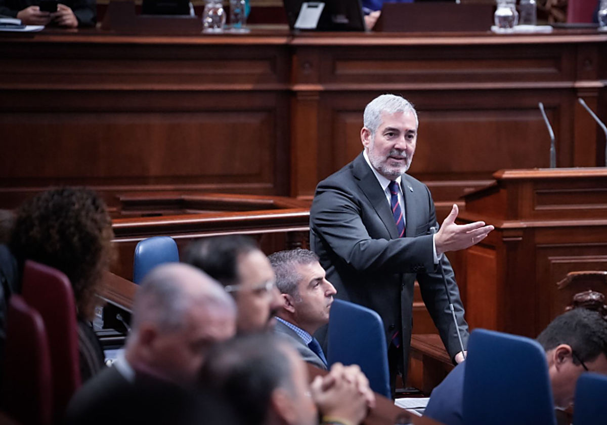 Fernando Clavijo interviene en el Parlamento