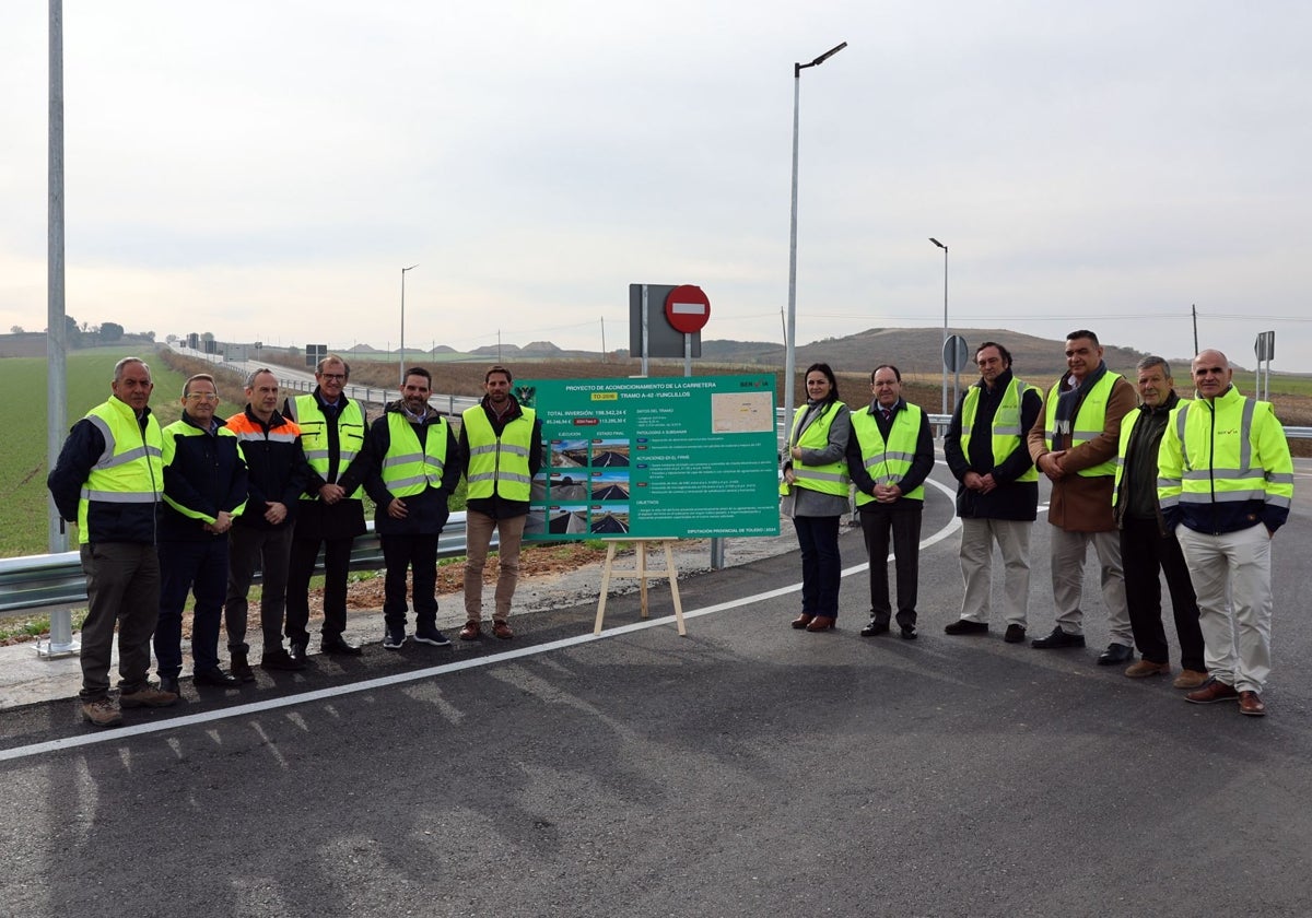 Los diputados Jesús Guerrero, Joaquín Romera y Manuela Lominchar han inaugurado la obra