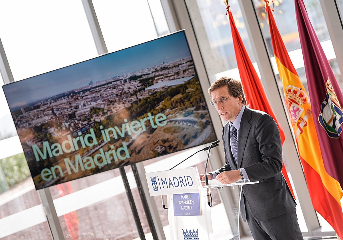 Almeida durante el balance de las inversiones para el reequilibrio territorial