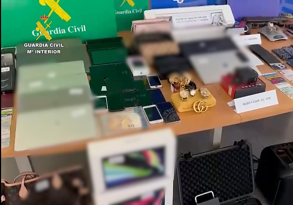 Nuevo golpe contra los Trinitarios en Cataluña tras estafar 429.000 euros duplicando tarjetas SIM