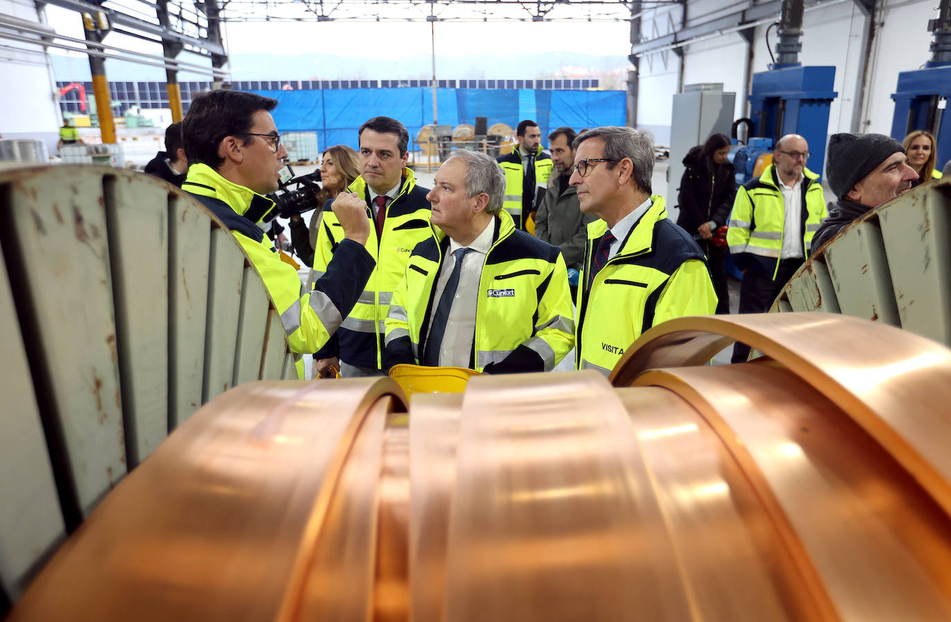 La visita del ministro de Industria a Cunext Copper en Córdoba, en imágenes
