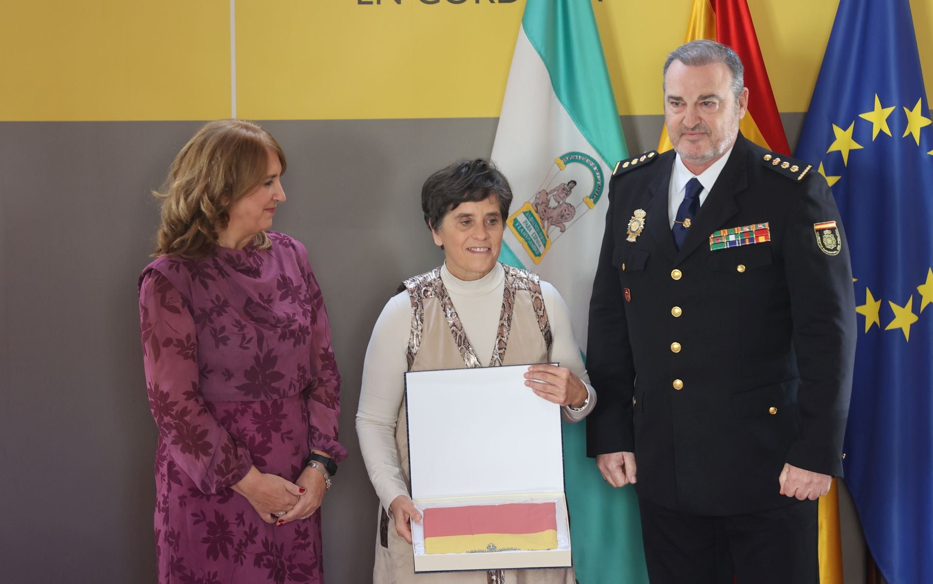 El orgullo de los premiados por el día de la Constitución, en imágenes